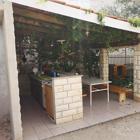 Apartments Govic Zaboric Esterno foto