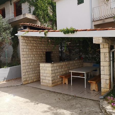 Apartments Govic Zaboric Esterno foto