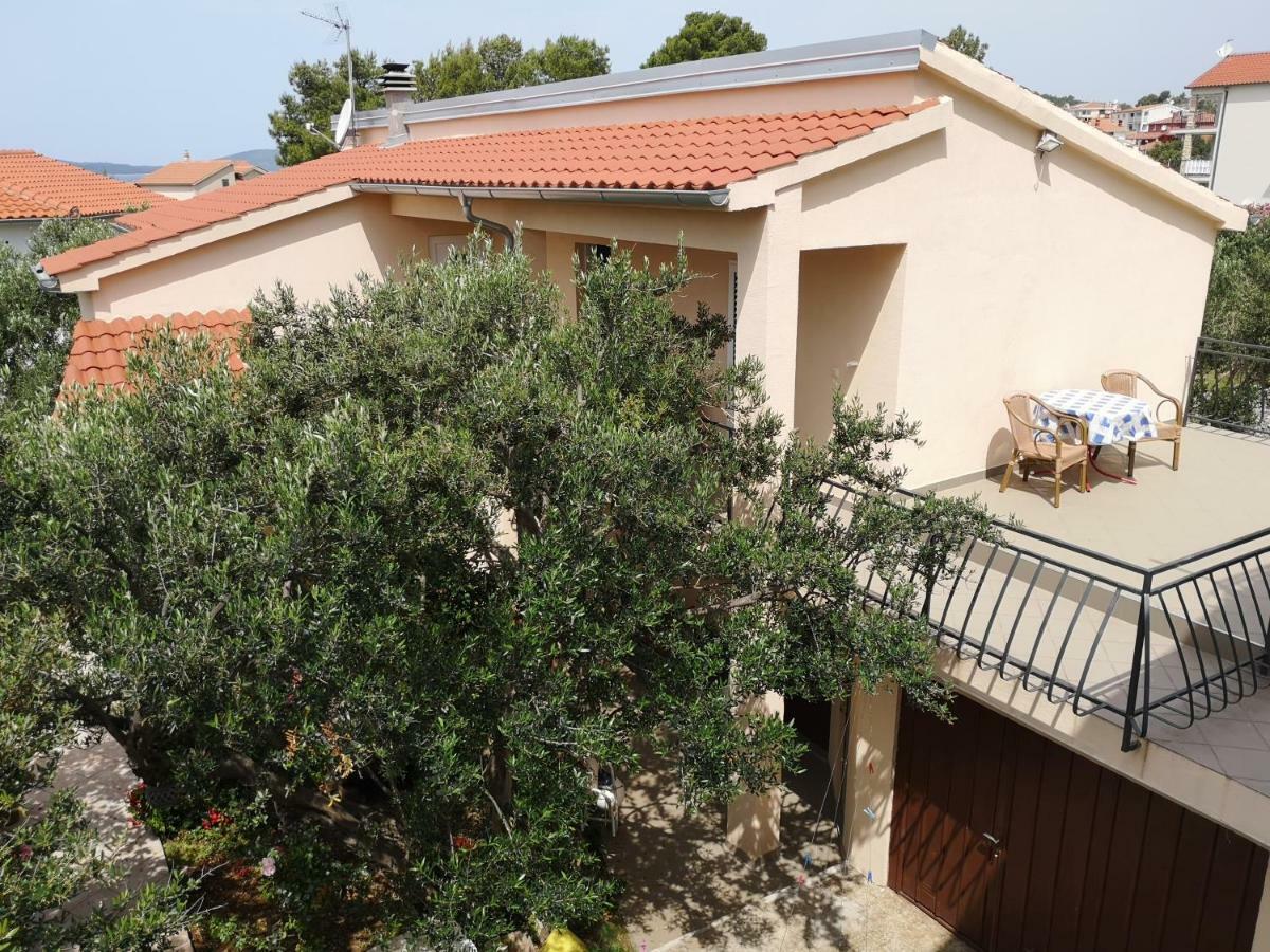 Apartments Govic Zaboric Esterno foto